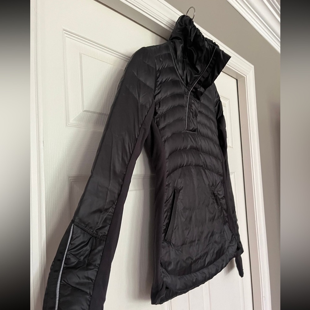{Lululemon} Down For A Run Pullover II Jacket in Black - Women’s 4 - Picture 4 of 11